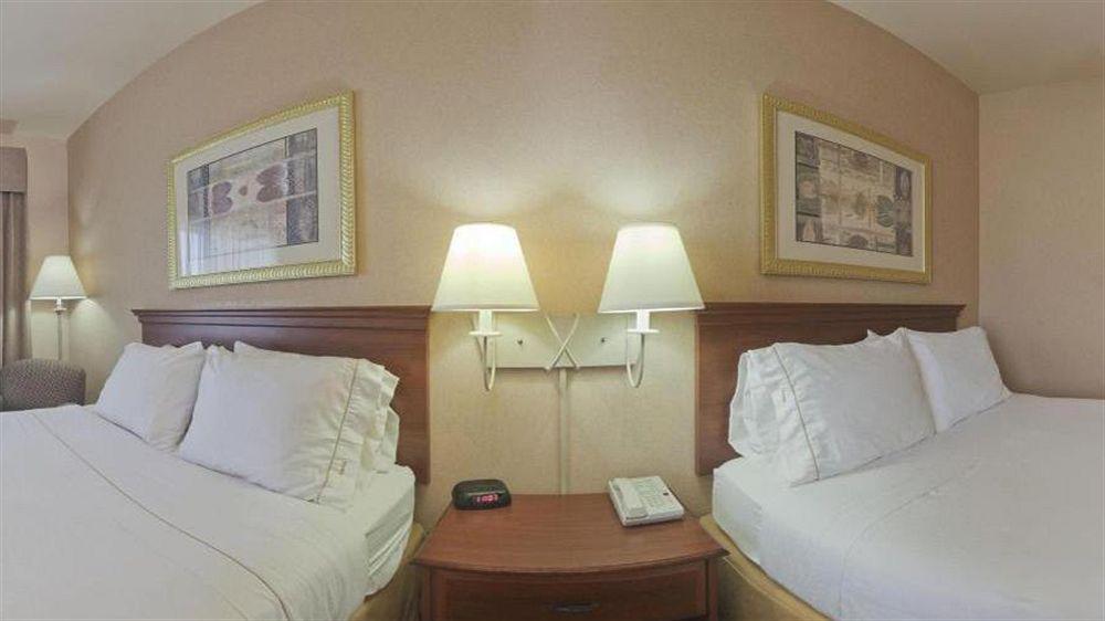 Holiday Inn Express Hotel & Suites Gillette By Ihg Exterior foto