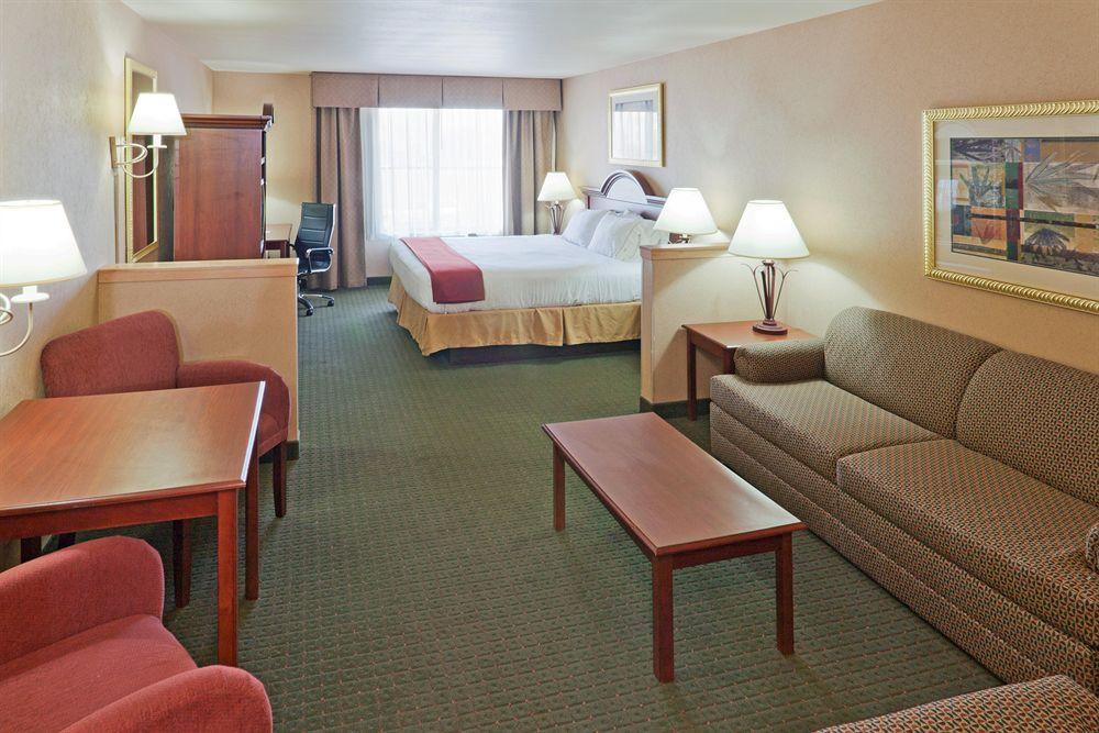 Holiday Inn Express Hotel & Suites Gillette By Ihg Quarto foto